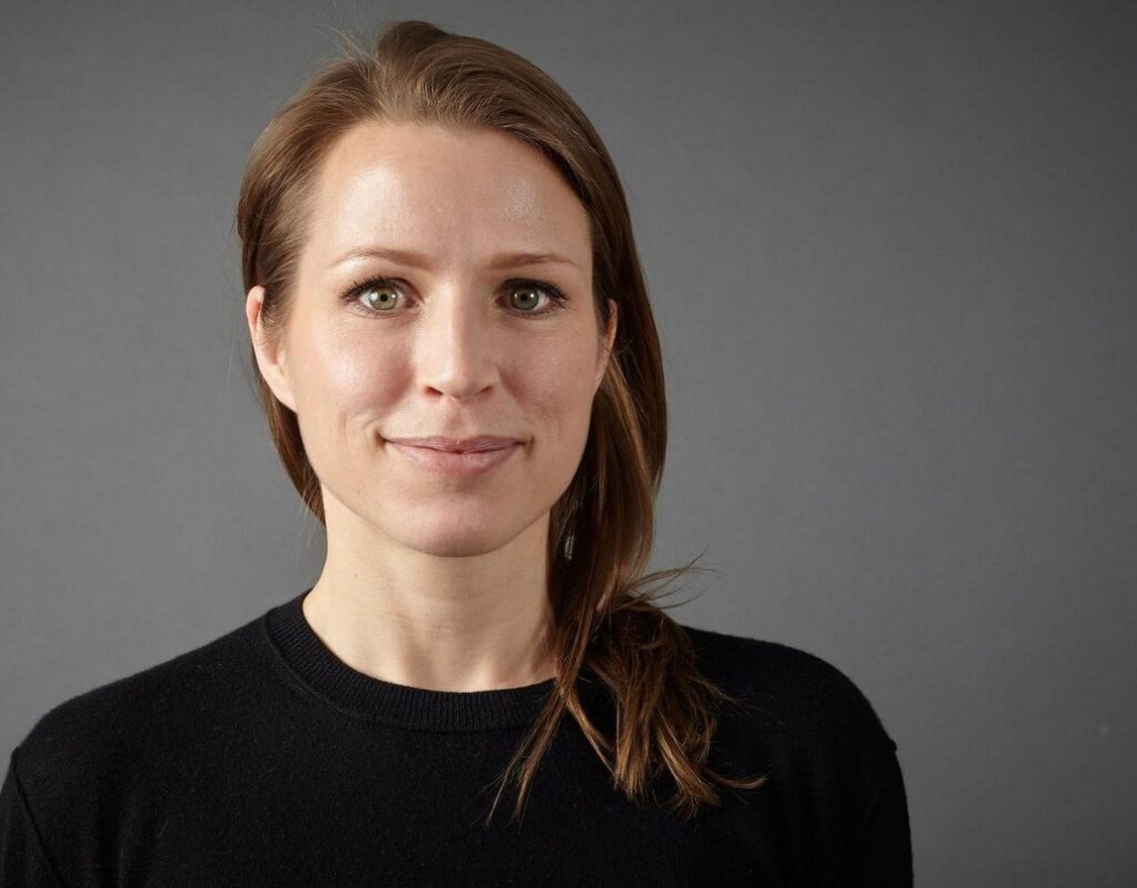 Josefine Cox: Was über die Partnerin von Herbert Grönemeyer bekannt ist Josefine Cox: Was über die Partnerin von Herbert Grönemeyer bekannt ist
